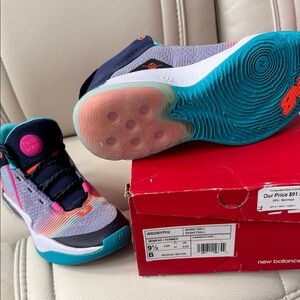 New Balance Tyrese Maxey Signature 2-Way 9.5 Women’s Basketball Shoes New w/box